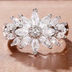 NEW Sterling Silver CZ Flower Ring Size 10